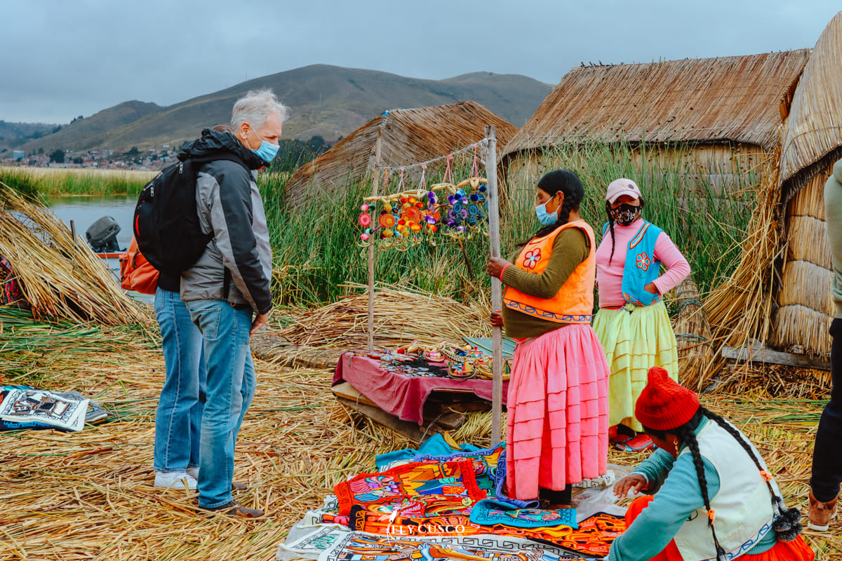 Puno | Lake Titicaca | Uros Island | Taquile Island | Local family 2